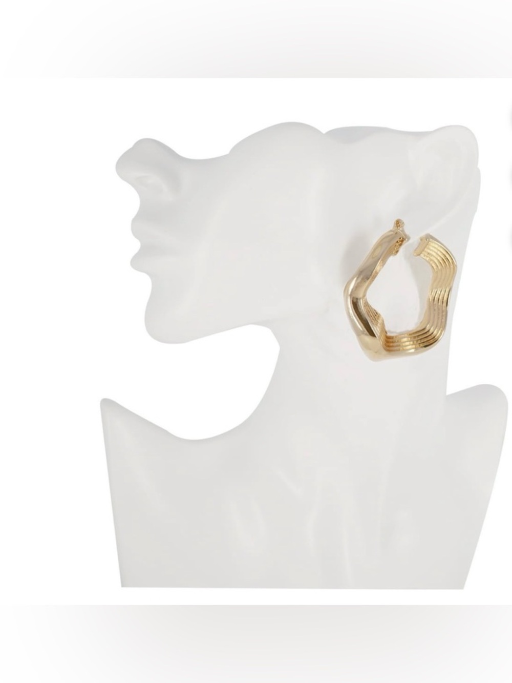 Time and Tru Women’s Layered Hoop Earrings